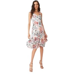 Club Monaco Janou Dress 100% silk white floral Ruffled hem wedding guest